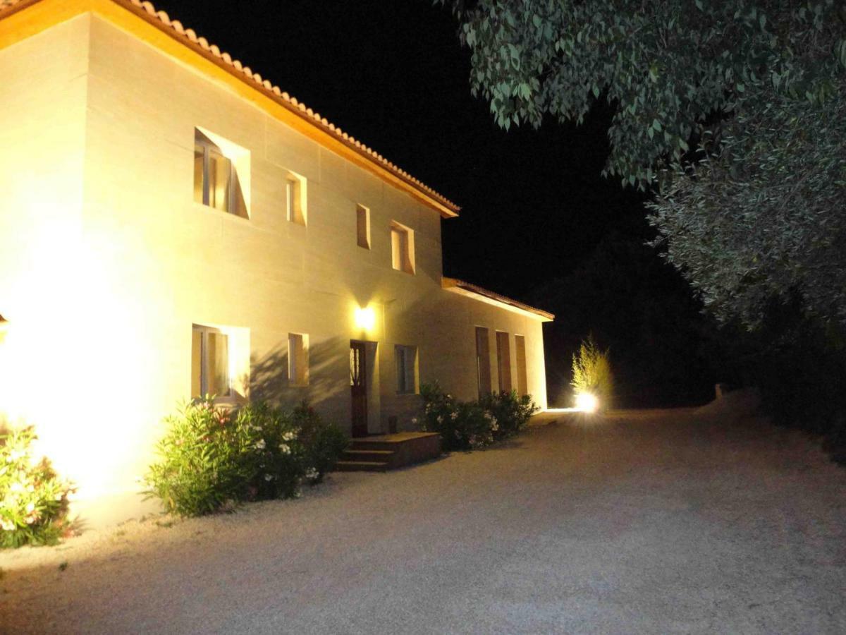 Villa La Charmeuse Fleurie Collias Екстер'єр фото